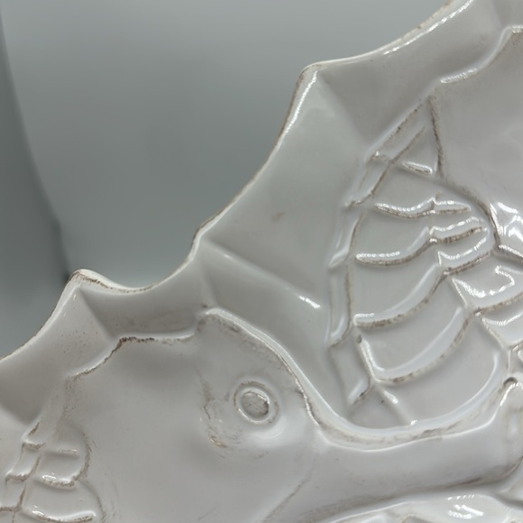 Seahorses Figural Embossed Terracotta/Ceramic Serving Plate/Platter - Picture 6 of 6